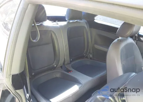 2012 Volkswagen Beetle 2.5L z USA, uszkodzony, nr VIN 3VWJX7AT6CM665162